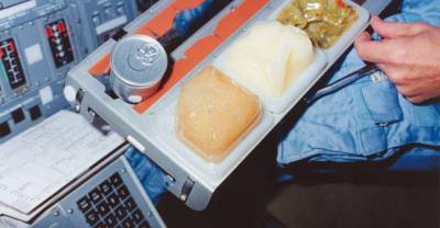Всё лучшее — в космос: что едят на орбите и сколько стоят эти продукты на Земле - reendex.ru