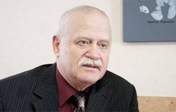 Лев Марголин - Экономист: Власти могут запретить снятие валюты со счетов на какое-то время - charter97.org
