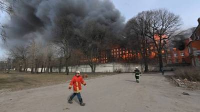 Жертвой пожара в здании Невской Мануфактуры стал один человек - polit.info - Санкт-Петербург - Петербург