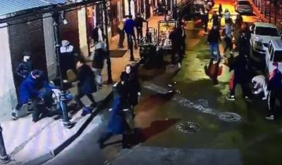 Массовая драка в Санкт-Петербурге закончилась ножевыми ранениями у четырех человек - newizv.ru - Ленинградская обл. - Санкт-Петербург - Киргизия - респ.Тыва