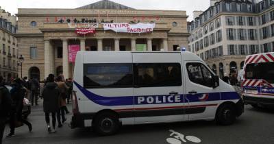 В Париже неизвестный устроил стрельбу возле больницы: есть жертвы - tsn.ua - Техас - Франция - Париж