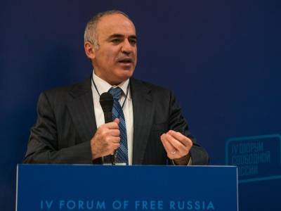 Владимир Зеленский - Владимир Путин - Алексей Навальный - Гарри Каспаров - Каспаров об обострении на Донбассе: Решающим фактором может оказаться желание Путина отвлечь внимание от Навального - gordonua.com - Россия - США - Украина - Германия - Франция