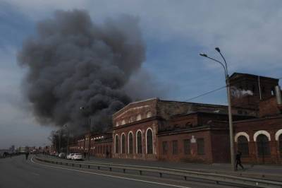 После гибели пожарного в «Невской мануфактуре» заведено уголовное дело - aif.ru - Санкт-Петербург