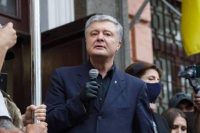 Петр Порошенко - Порошенко рассказал о благоприятном моменте для получения Украиной плана по членству в НАТО - versia.ru