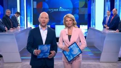 Юлия Мендель - Анатолий Кузичев - Ведущим «Время покажет» пришлось выкручиваться после мата от украинцев - newzfeed.ru