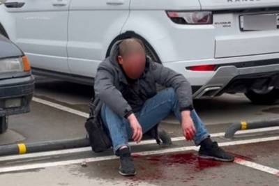 Евпаторийцу грозит до 8 лет тюрьмы за поножовщину у торгового центра - crimea.mk.ru - Симферополь - Евпатория