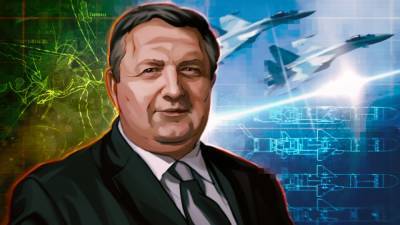 Александр Перенджиев - Эксперт рассказал ФАН, что может находиться в военных грузах США для ВСУ - riafan.ru - Киев - ДНР - ЛНР