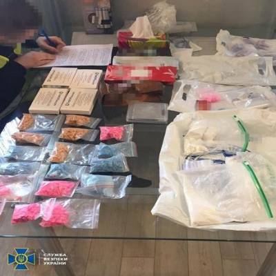 СБУ блокувала діяльність потужного наркоугруповання (ВІДЕО) - enovosty.com - Росія