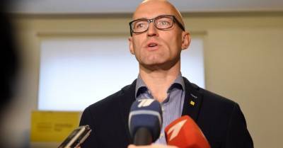 Даниэль Павлютс - Павлютс: если эпидемиологическая ситуация продолжит ухудшаться, правительство должно будет действовать - rus.delfi.lv - Латвия