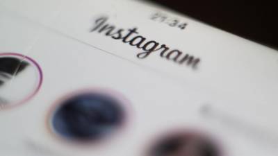 Пользователи сообщили о сбое в работе Instagram - iz.ru - Англия - Израиль - Бразилия - Канада