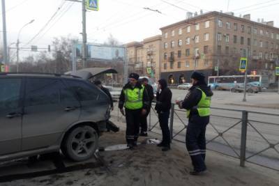 Появились подробности ДТП с участием BMW X5 на Красном проспекте в Новосибирске - novos.mk.ru - Новосибирск