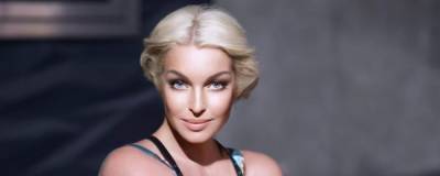 Анастасия Волочкова - Анастасия Волочкова надела «голое» платье с перьями - runews24.ru