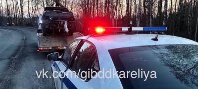 В Карелии водитель "ВАЗ" протаранил две машины и скрылся - stolicaonego.ru - республика Карелия