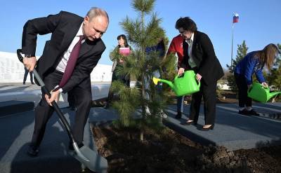 Владимир Путин - Юрий Гагарин - Саратовские власти потратили ₽8,5 млн на карантин для встречающих Путина в парке Гагарина - znak.com - Саратовская обл.