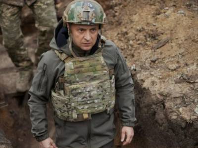 Владимир Зеленский - Джозеф Байден - Зеленский потребовал от Байдена оружия и денег - sharij.net