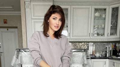 Алена Миро - Анастасия Макеева - Роман Мальков - Выгода или признание ошибок? Зачем Макеева предложила дружбу супруге жениха - 5-tv.ru - Словения