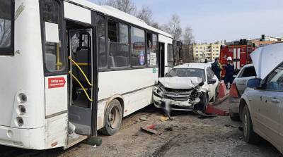 Крупное ДТП произошло в Рязани: столкнулось 12 авто - grodnonews.by - Рязань