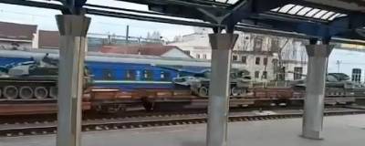 Мария Захарова - Мария Захарова пристыдила западные СМИ за выдачу украинских танков за российские - runews24.ru - Москва