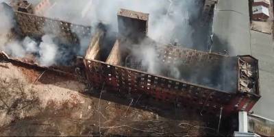 Пожар на Невской мануфактуре в Санкт-Петербурге 13.04.2021 - Видео последствий и данные о виновниках - ТЕЛЕГРАФ - telegraf.com.ua - Санкт-Петербург