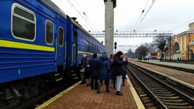 Владислав Криклий - Появились новые подробности скандала на Украине из-за грязных вагонов - inforeactor.ru - Киев - Дания
