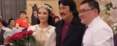 Казахстанского певца хотят оштрафовать за той в карантин - runews24.ru - Шымкент