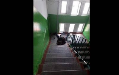 На Волыни жалуются на соседа, занимающегося сексом в подъезде. 18+ - korrespondent.net - Украина