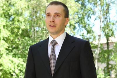 Виктор Янукович - Александр Янукович - Украинский суд снял арест с денег сына Януковича - lenta.ru - Киев
