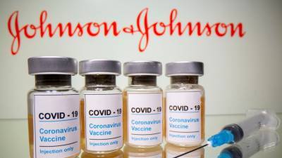 Геннадий Онищенко - Johnson & Johnson откладывает вакцинацию своим препаратом в Европе - russian.rt.com