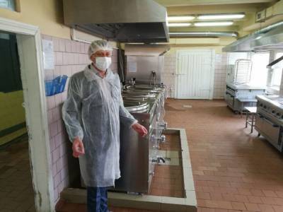 Василеостровский комбинат соцпитания ответил на критику открытыми дверями - abnews.ru - Санкт-Петербург - район Василеостровский
