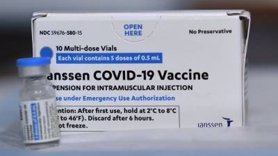 В США приостановили использование вакцины Johnson & Johnson - 5-tv.ru - США - county Johnson