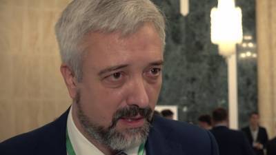 Сергей Лавров - Евгений Примаков - Глава Россотрудничества в шутку предложил запретить любое образование в Эстонии - riafan.ru - Москва - Эстония
