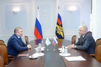 Владимир Колокольцев - Ирина Волк - Ерлан Тургумбаев - Колокольцев отметил эффективность сотрудничества МВД России и Казахстана - aif.ru - Москва