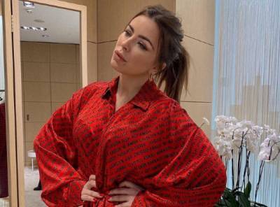 Ани Лорак - Счастливая Лорак в коротеньком платье повертела бедрами на Мальдивах: "Шикарная, как всегда" - sport.politeka.net - Мальдивы