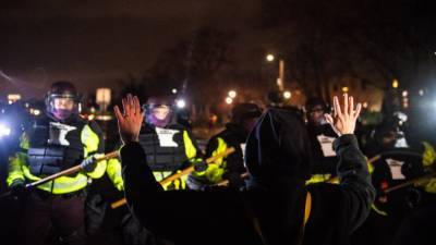 Сотни американцев погибли от рук полиции за несколько месяцев - politros.com - США - шт. Миннесота - штат Гавайи
