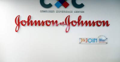 Даниэль Павлютс - Латвия получила вакцины Johnson&Johnson, но пока не сможет их использовать - rus.delfi.lv - Латвия