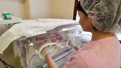 Ученые из Испании проанализировали содержание антител к COVID-19 в крови новорожденных - polit.info - Испания - Мадрид