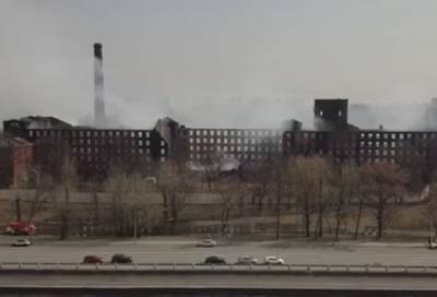 Движение по Октябрьской набережной после пожара планируют открыть 14 апреля - online47.ru - Санкт-Петербург