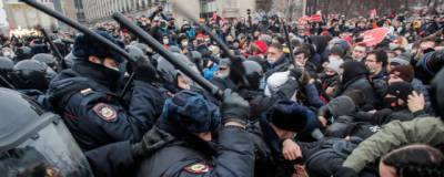 Алексей Навальный - Ирина Фатьянова - В Петербурге задержали руководителя местного штаба Навального - runews24.ru - Санкт-Петербург