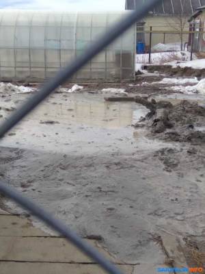 Худые трубы водопровода лишают жителей Ноглик покоя и огородов - sakhalin.info