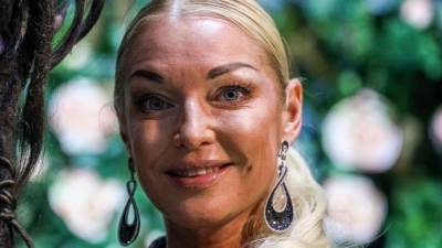 Ксения Собчак - Анастасий Волочков - Балерина Анастасия Волочкова - «Завидует мне»: Волочкова раскрыла причину едких шуток со стороны Собчак - 5-tv.ru