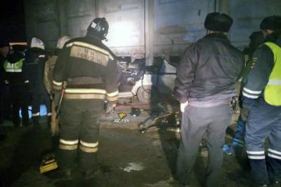 Двое погибли при столкновении машины с поездом под Новосибирском - tayga.info - Новосибирск - район Новосибирский