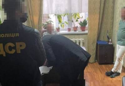 В Киеве на взятке задержали патологоанатомов: "зарабатывали" на выдаче тел умерших - facenews.ua - Киев