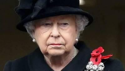 Елизавета II - Елизавета Королева - герцог Филипп - Королева Елизавета вернулась к обязанностям и сменила своего камергера - eadaily.com - Англия
