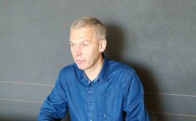 Врач из Санкт-Петербурга изобрел стул, обладающий лечебно-профилактическими свойствами – Учительская газета - ug.ru - Санкт-Петербург
