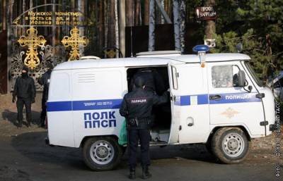 Донат Сорокин - Из Среднеуральского монастыря вывезли всех обитателей - interfax.ru - Москва - Свердловская обл.