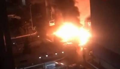 Масштабный пожар разгорелся в киевском ЖК, огонь перекинулся на машины: видео с места - politeka.net - Киев