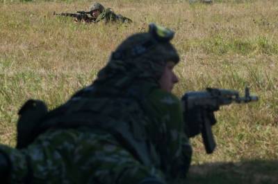 На полигоне Ашулук начались военные учения - aif.ru