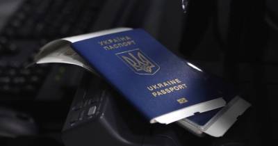 Украина улучшила показатели в рейтинге паспортов мира - tsn.ua - Голландия - Гренада - Аруба
