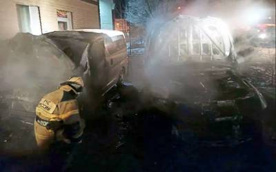 В Амурской области сожгли машины двух депутатов - zr.ru - Амурская обл. - Белогорск