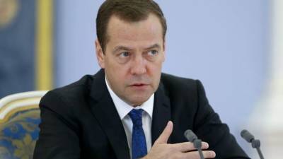 Дмитрий Медведев - Медведев не исключил хакерские атаки для влияния на результаты выборов в России - russian.rt.com